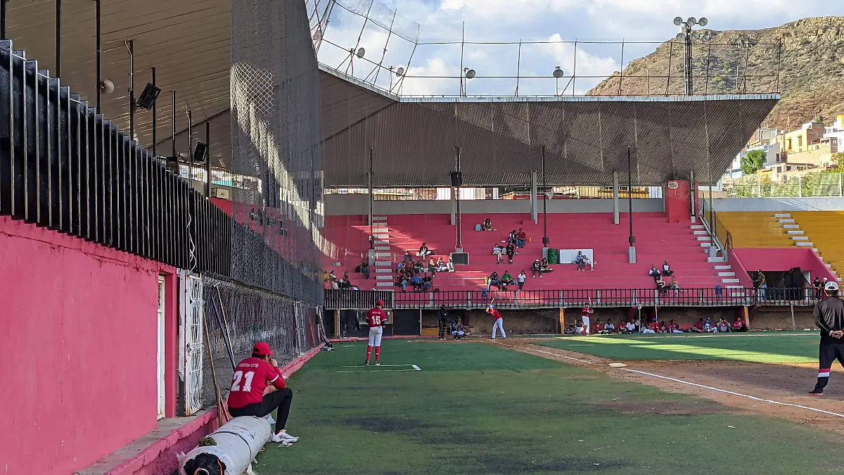 EN LA CAPITAL 40 MIL PERSONAS SE INVOLUCRAN EN EL DEPORTE